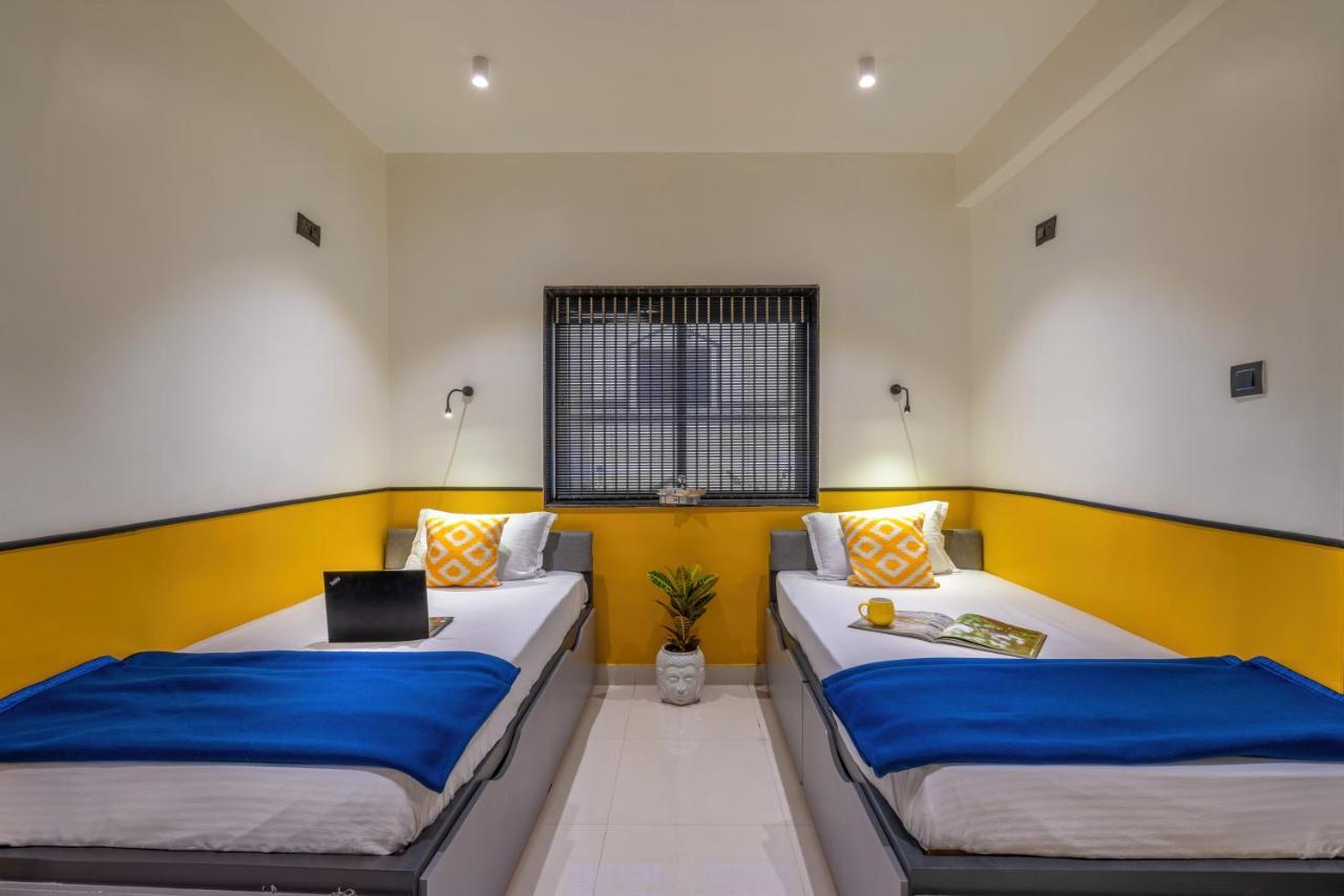 Coliwo Un - Viman Nagar Hostel ปูเน่ ภายนอก รูปภาพ
